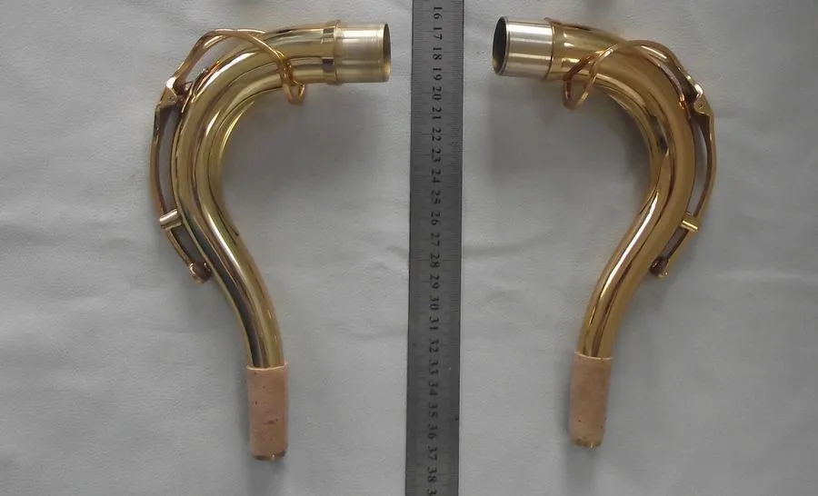 

2 pieces Excellence Baritone Sax neck 21.5mm