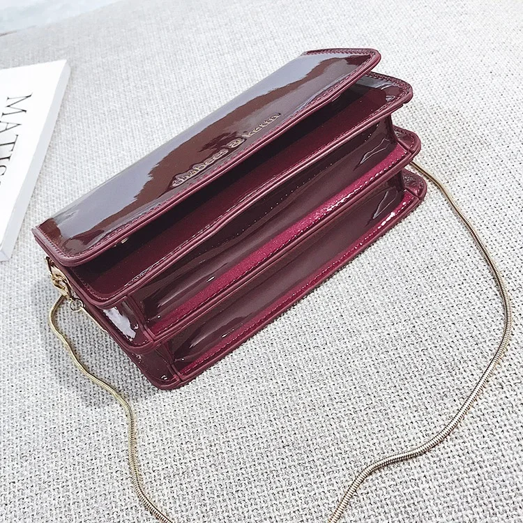 

Yuhua, 2020 new trend women handbags, casual retro bag, fashion Korean version shoulder bag, simple woman messenger bag.
