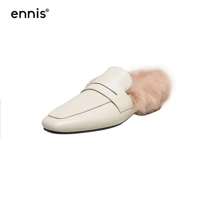 Beige Slippers ENNIS/Коллекция года; женские шлепанцы с натуральным мехом; меховые тапочки; лоферы из натуральной кожи; обувь без задника; Сезон Зима; модные шлепанцы; цвет бежевый, черный; M8149 - Цвет: Beige Slippers