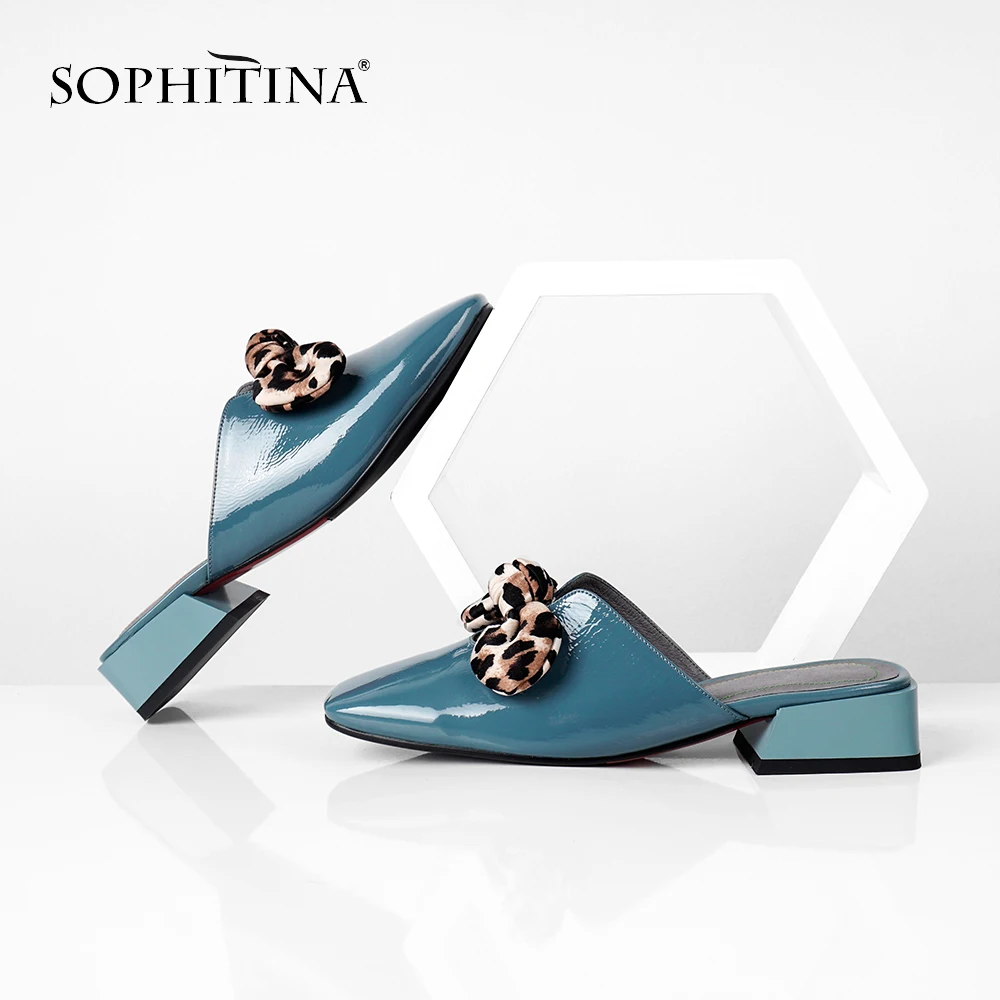 SOPHITINA/модные шлепанцы с бантиком-бабочкой; пикантная уникальная леопардовая обувь из лакированной кожи; удобные женские шлепанцы на квадратном каблуке; MO94