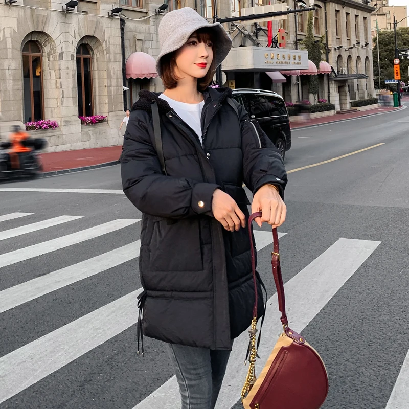 Женская куртка с капюшоном черная бежевая Свободная подкладкой однотонная парка