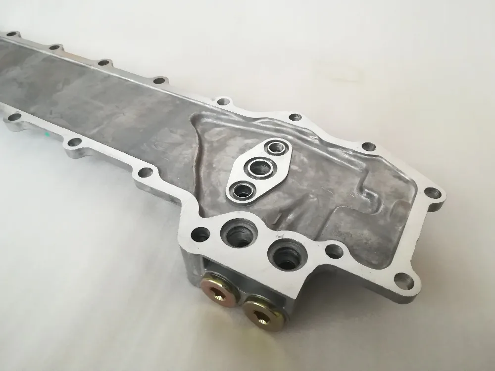 Крышка масляного радиатора для Mitsubishi FUSO FM555 FM557 FK415 FK455 Kato HD800 HD900 6D14 6D15 6D16 6.6L 7.5L |