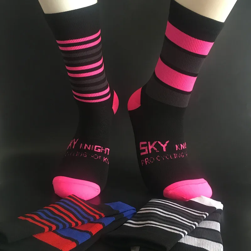 Велосипедные носки SKY KNIGHT с полосками для левой и правой ног спортивные бега