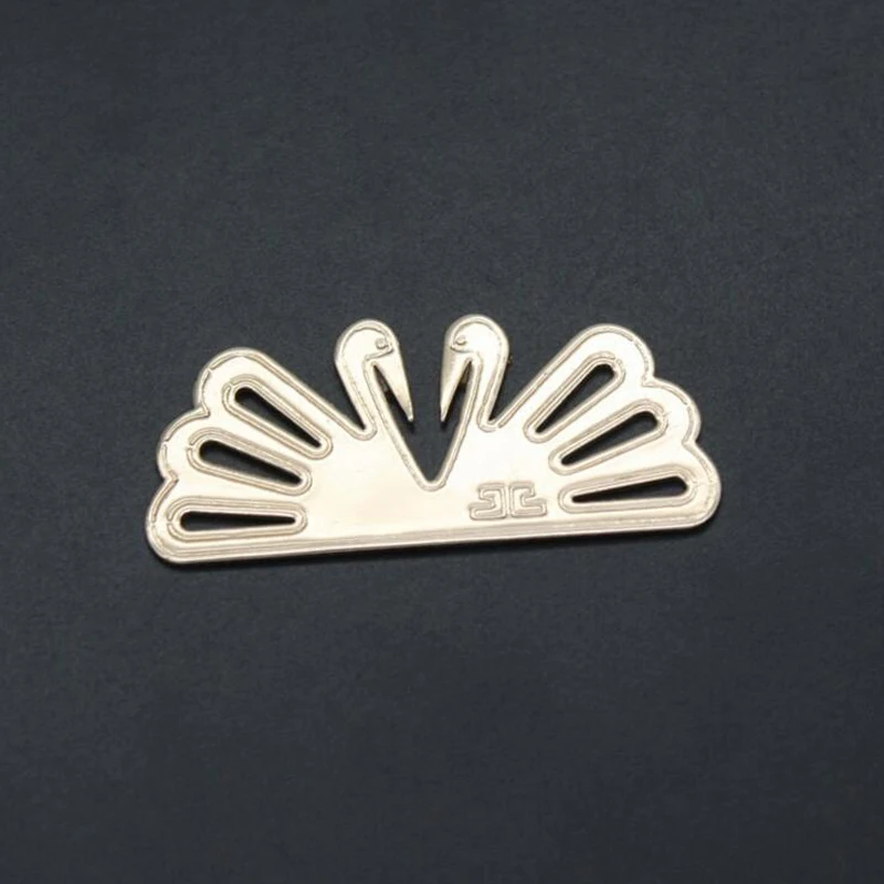 

custom high brand clothing trademark metal embossed custom label for clothes bag or shoe trademark 1.5*3.5cm metal sewing labels