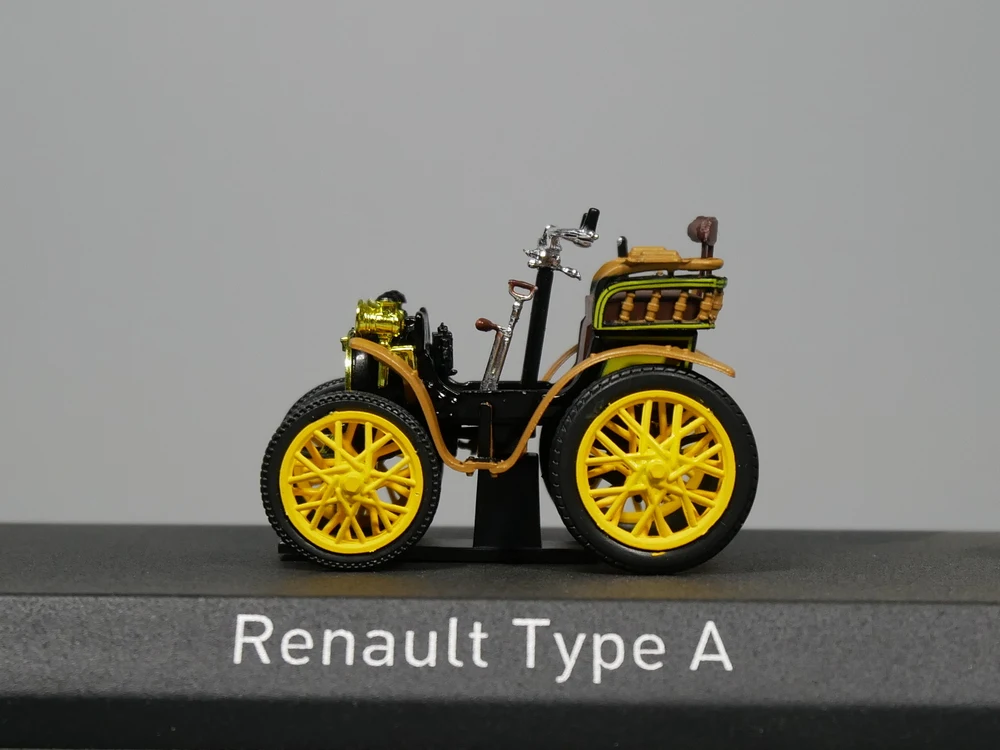 Авто ИНН-норев RENAULT тип А литая модель автомобиля