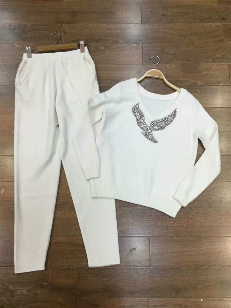 2020 Drawstring Wool New Women's Hot Sale 2 Piece Suit Knitted Mink Velvet Handmade Beaded Sexy V-neck Knit Two-piece Female