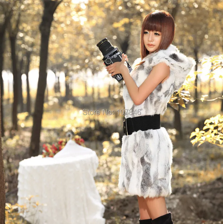 Женский жилет с капюшоном Осенний из натурального кроличьего меха зимняя