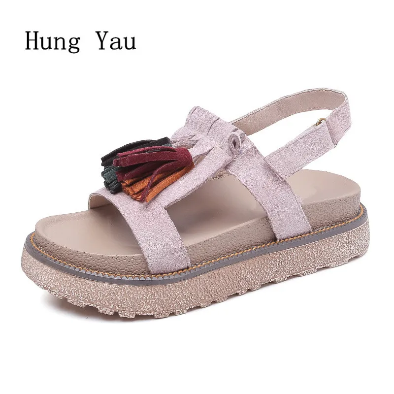 

Женские босоножки из натуральной кожи, на танкетке, с бахромой