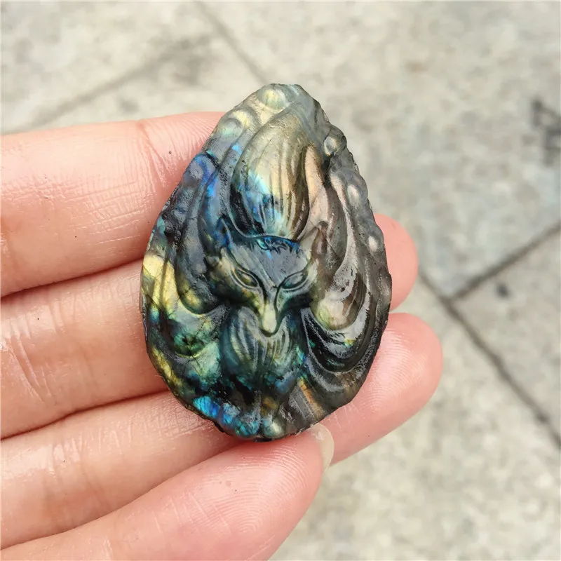 Beautiful crystal carvings natural hand-carved labradorite nine-tailed fox stone necklace fashion jewelry gifts 1pcs