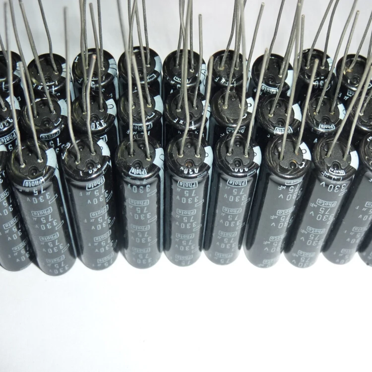 10 шт. 75 мкФ 330 в Nippon Chemi-Con NCC фото флэш-конденсатор 9x33 мм 330v75мкф PH конденсаторы |