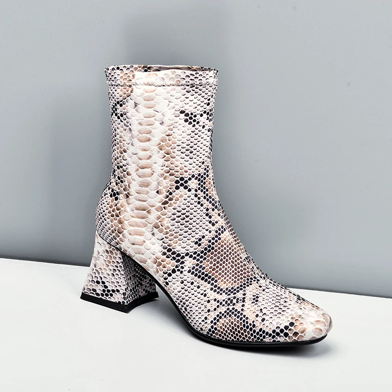 ASILETO/женские ботинки со змеиным принтом Ботильоны с квадратным носком Обувь на