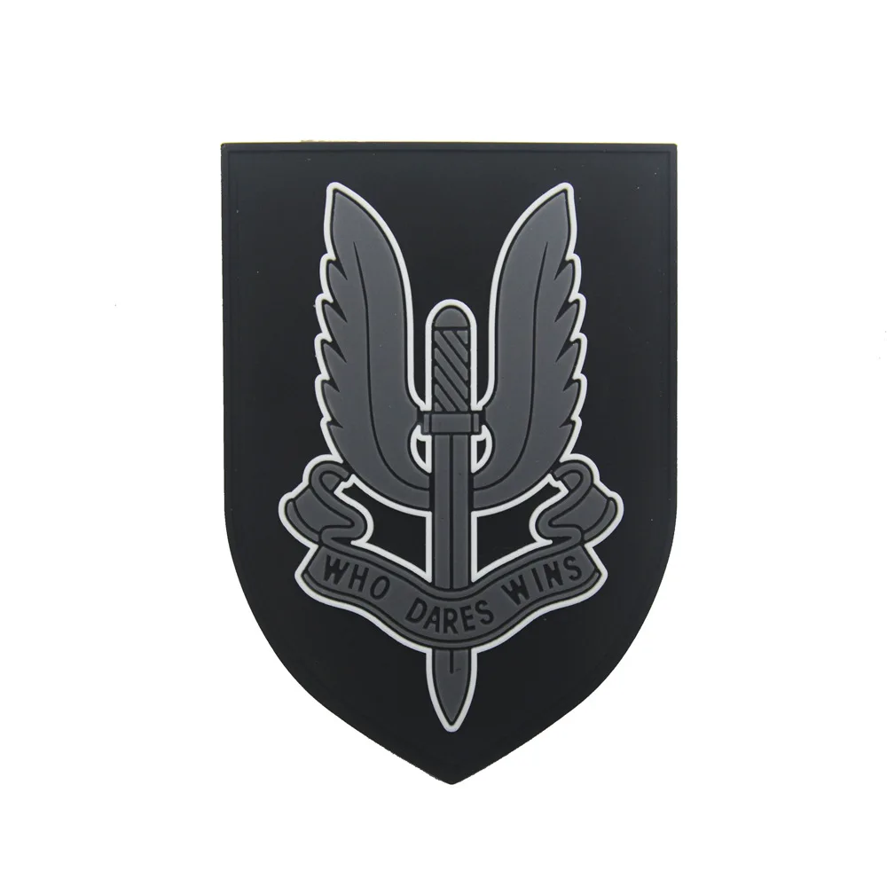 PVC gray Соединенное Королевство Британский специальный воздушный Услуги SAS SFG армии Великобритании ПВХ шеврон Тактический значок Кто смеет Win резиновая патч для одежды сумка - Цвет: PVC gray