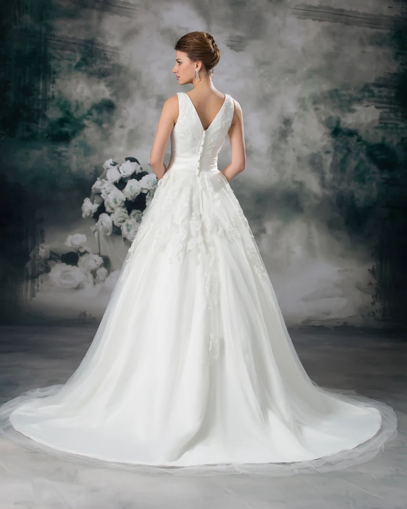 Кружевные свадебные платья а силуэта с V образным вырезом тюлевые Аппликации