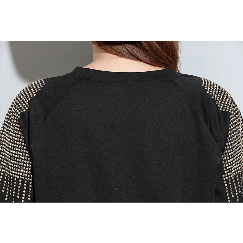 Женское платье рубашка с коротким рукавом черное заклепками и стразами