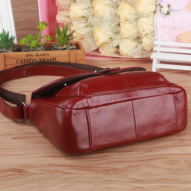 Женский кошелек из натуральной кожи роскошный мессенджер на ремне с пряжкой