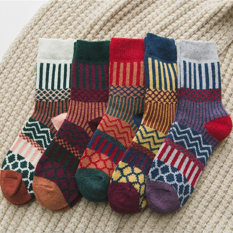 Трендовые носки с прострочкой женские длинные теплые плотные на осень и зиму
