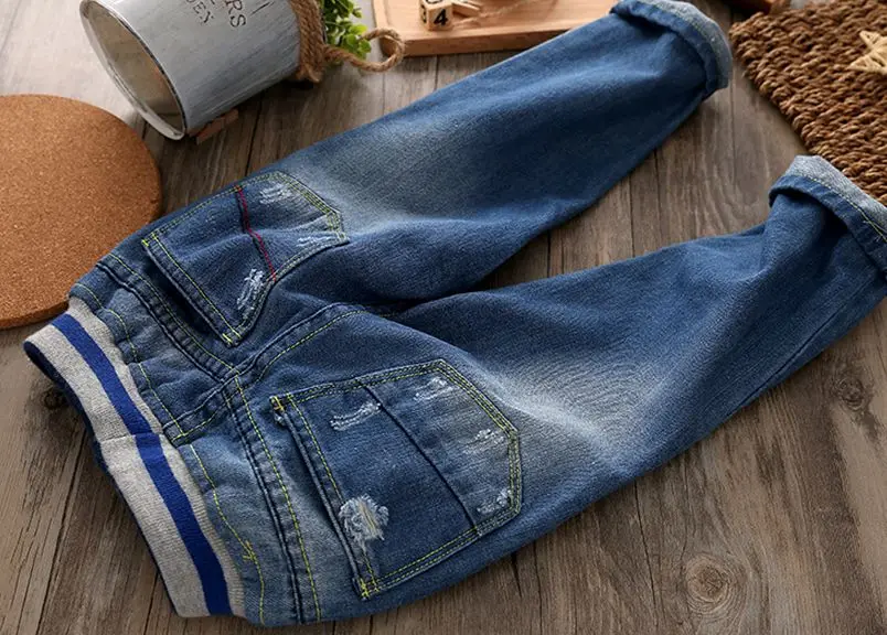 Мод мальчиков повседневные рваные джинсы отверстие 2018 дети Стиль Детские брюки