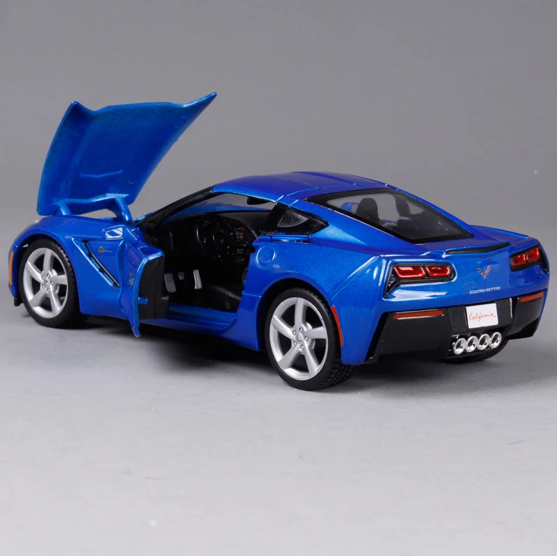 Maisto 1:24 2014 corvette stingtray coupe автомобиль литья под давлением синий крутой гоночный
