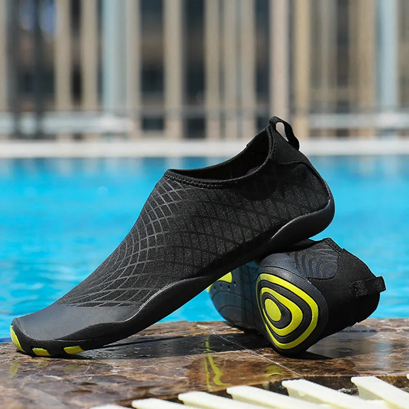 

Men Swimming Sneakers Outdoor Sports Diving Water Shoes Seaside Beach Surfing Slippers Quick-Drying Upstream Aqua Shoes