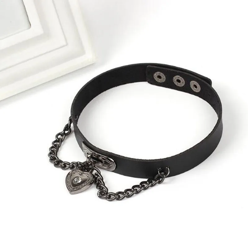 Женское колье чокер из ПУ кожи черное ожерелье в готическом стиле с подвеской