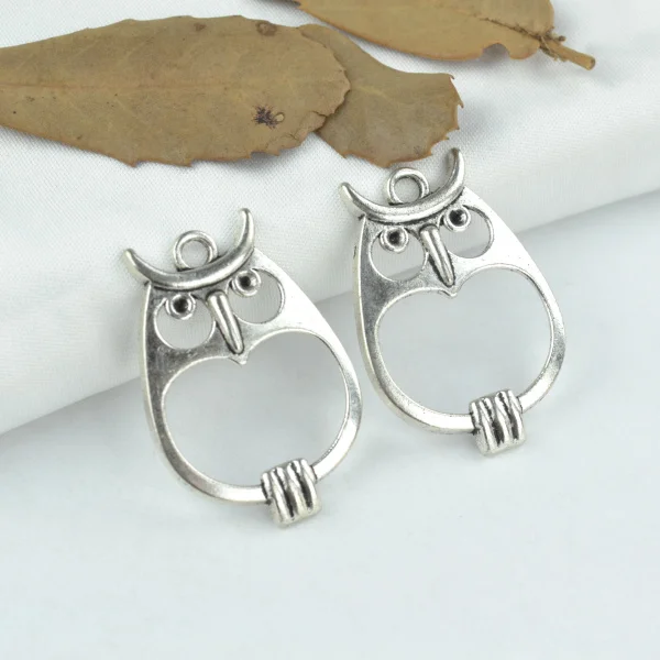 10 шт. сплав тибетского серебра покрытое подвеска в форме совы для