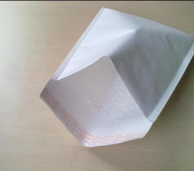 

15*18cm 30pcs White Bubble Envelope Mailer Express Pedded Gift Mailing Paper Bag Shipping Envelope