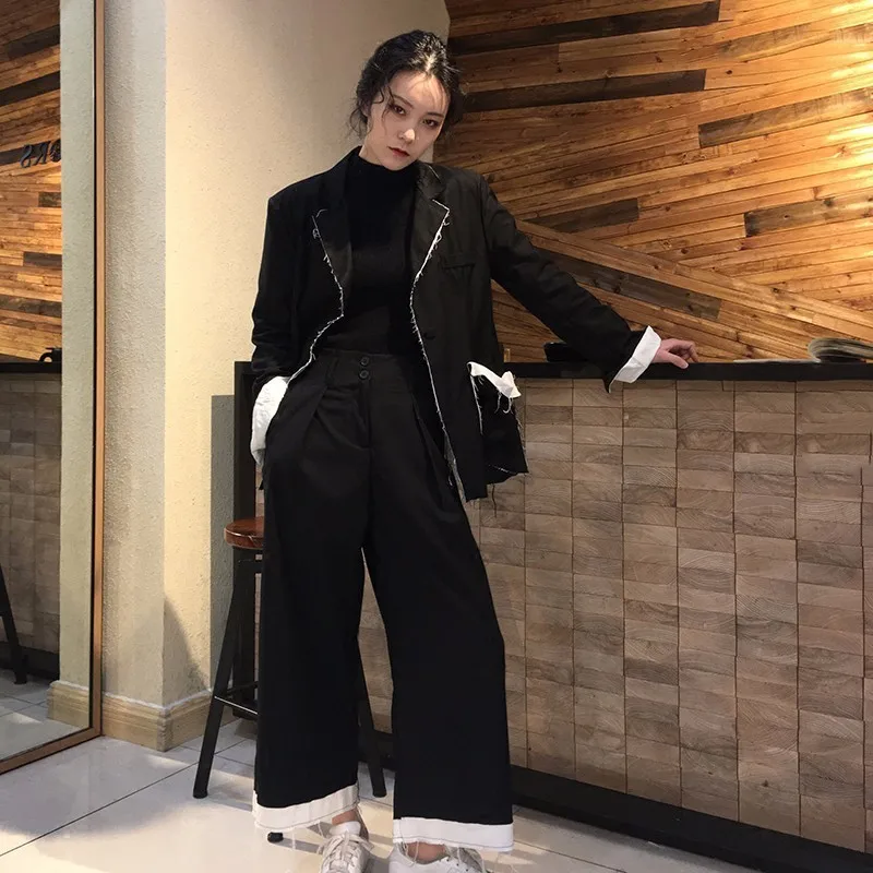 Блейзер TWOTWINSTYLE комплект из двух предметов для женщин пальто с карманами и