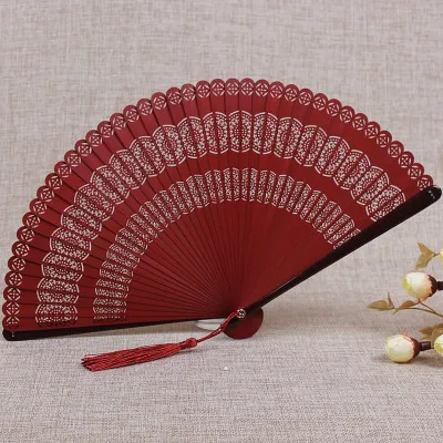 18.5cm wine red Китайский стиль Бамбуковый вентилятор классический мини ручной вентилятор выдолбленный Дамский подарок ручной работы винтажный Складной вентилятор для лета - Цвет: 18.5cm wine red