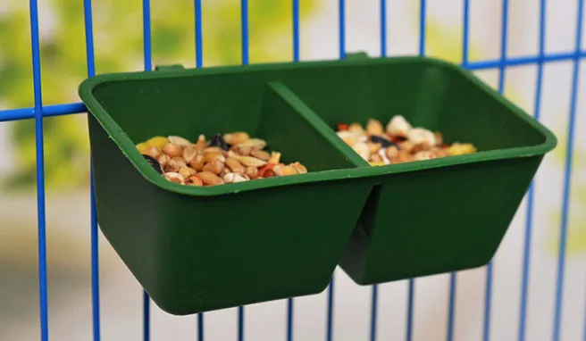 

usd 0.47/pc Little pet double groove bird food bowl feeding basin tank sand cup parrot supplies 30pcs/lot free shipping