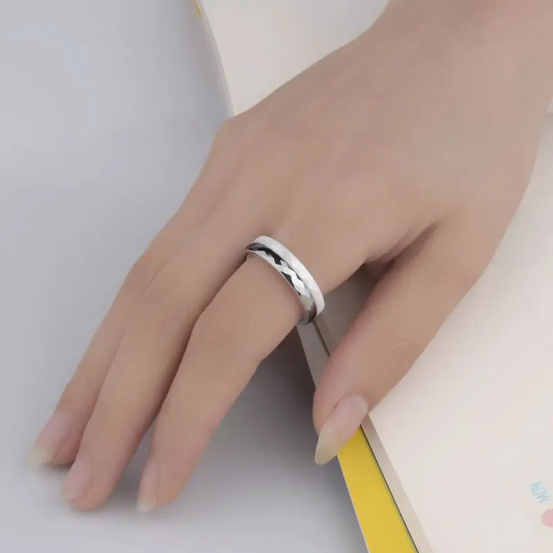 Новое поступление кольца из карбида вольфрама с черной/белой керамикой никогда