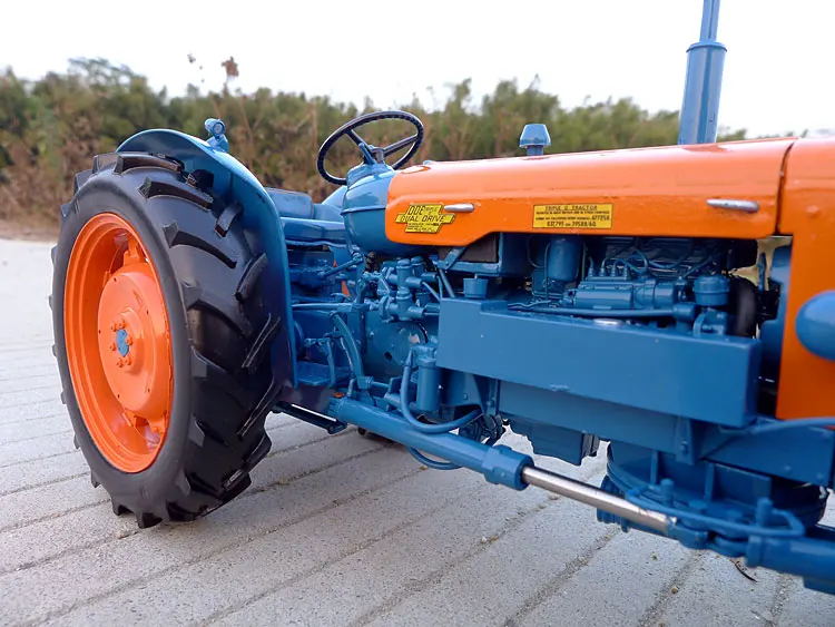 Fortson Fordson трактор сплава Стад фермы модель автомобиля коллекция подарок UH Франция дешево