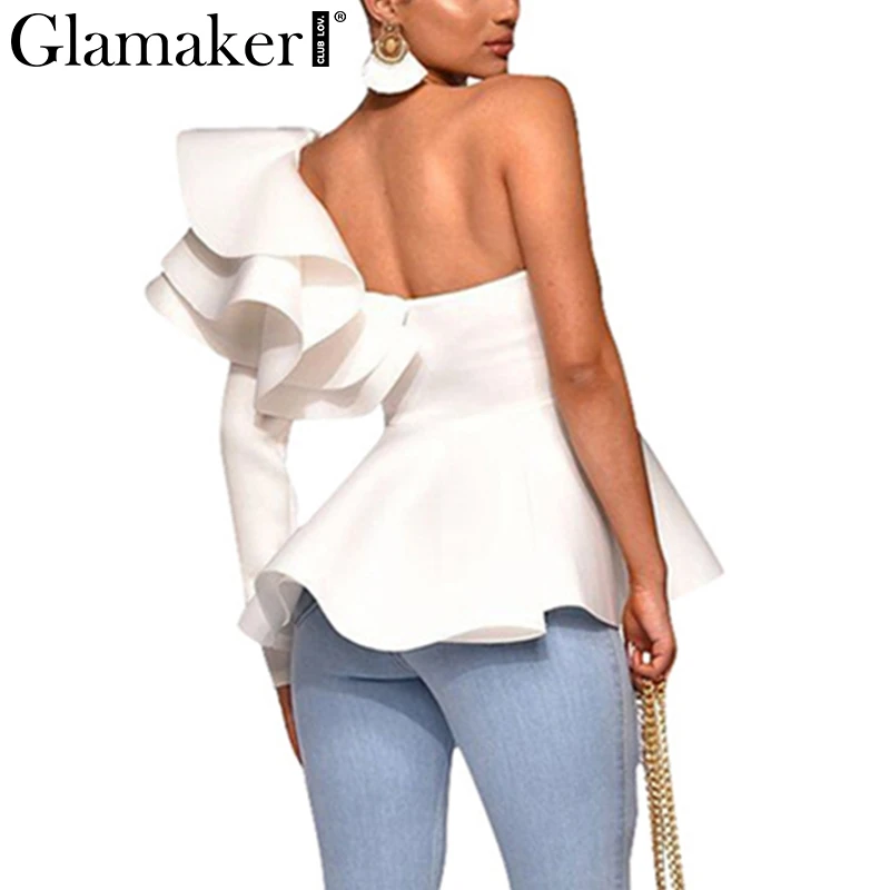 Женская блузка с длинным рукавом Glamaker белая облегающая на одно плечо баской и
