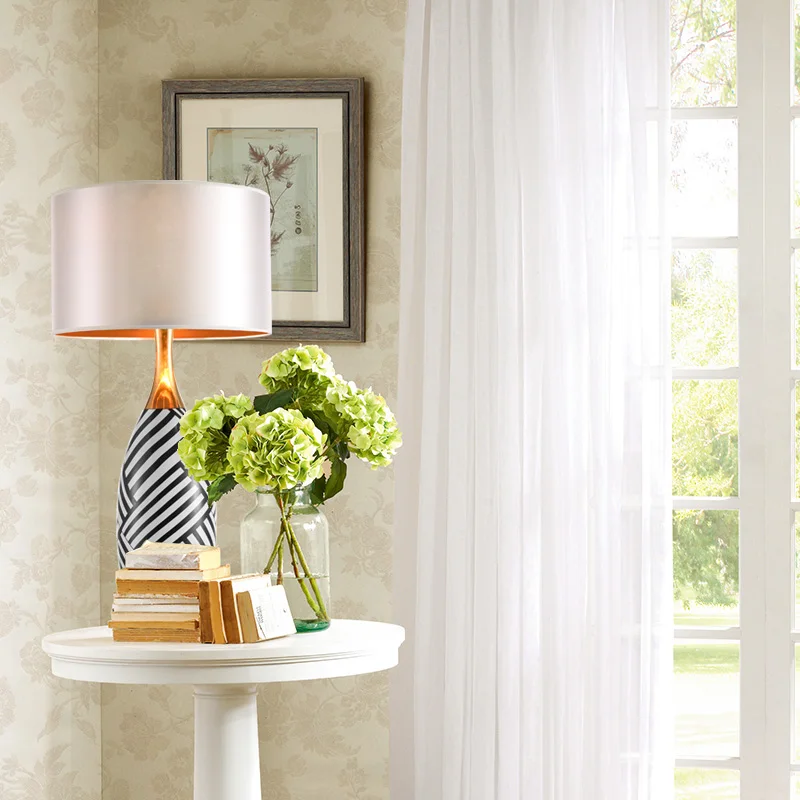 Европа Зебра полосы Керамические настольные лампы спальни прикроватные