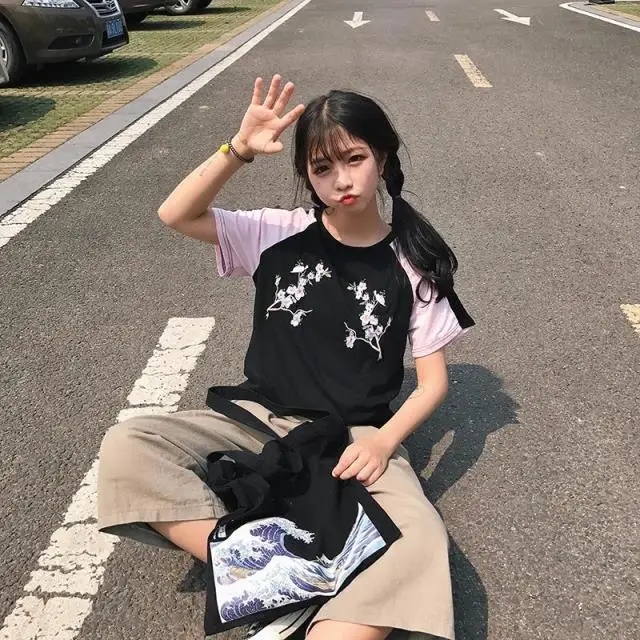 2019 Женская японская панк Harajuku Ulzzang Academy вышивка Лоскутная футболка свободная