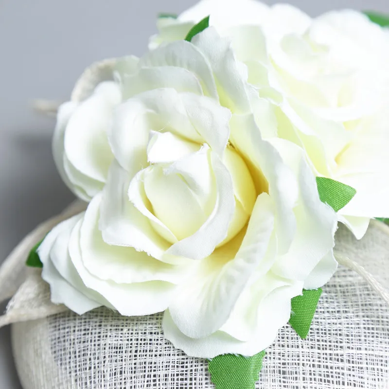 

New Bridal Silk Flower Travel Wedding Sinamay Fascinator Hairclip Beige Headwear Beauty Hair Accessories Women Headpieces M16017