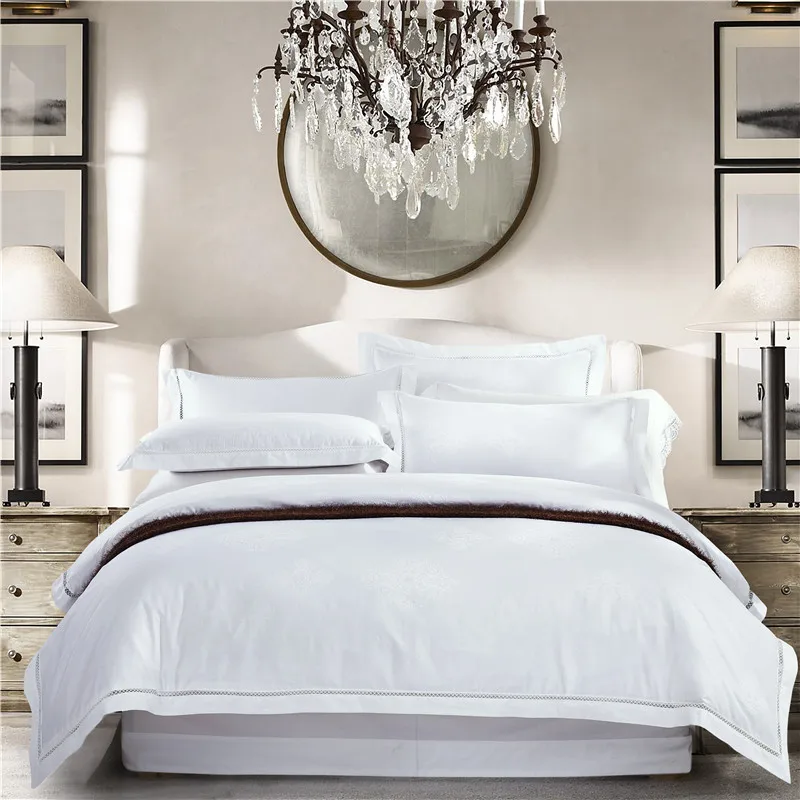 Роскошный комплект постельного белья из 100% хлопка с белой вышивкой 4 шт.