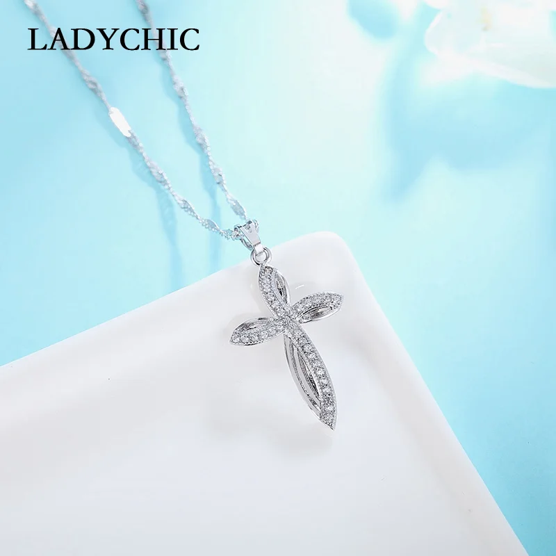 LADYCHIC женский серебряный цвет кулон AAA кубический циркон женское ожерелье крест Форма с листвой вдохновение ювелирные изделия LN1001