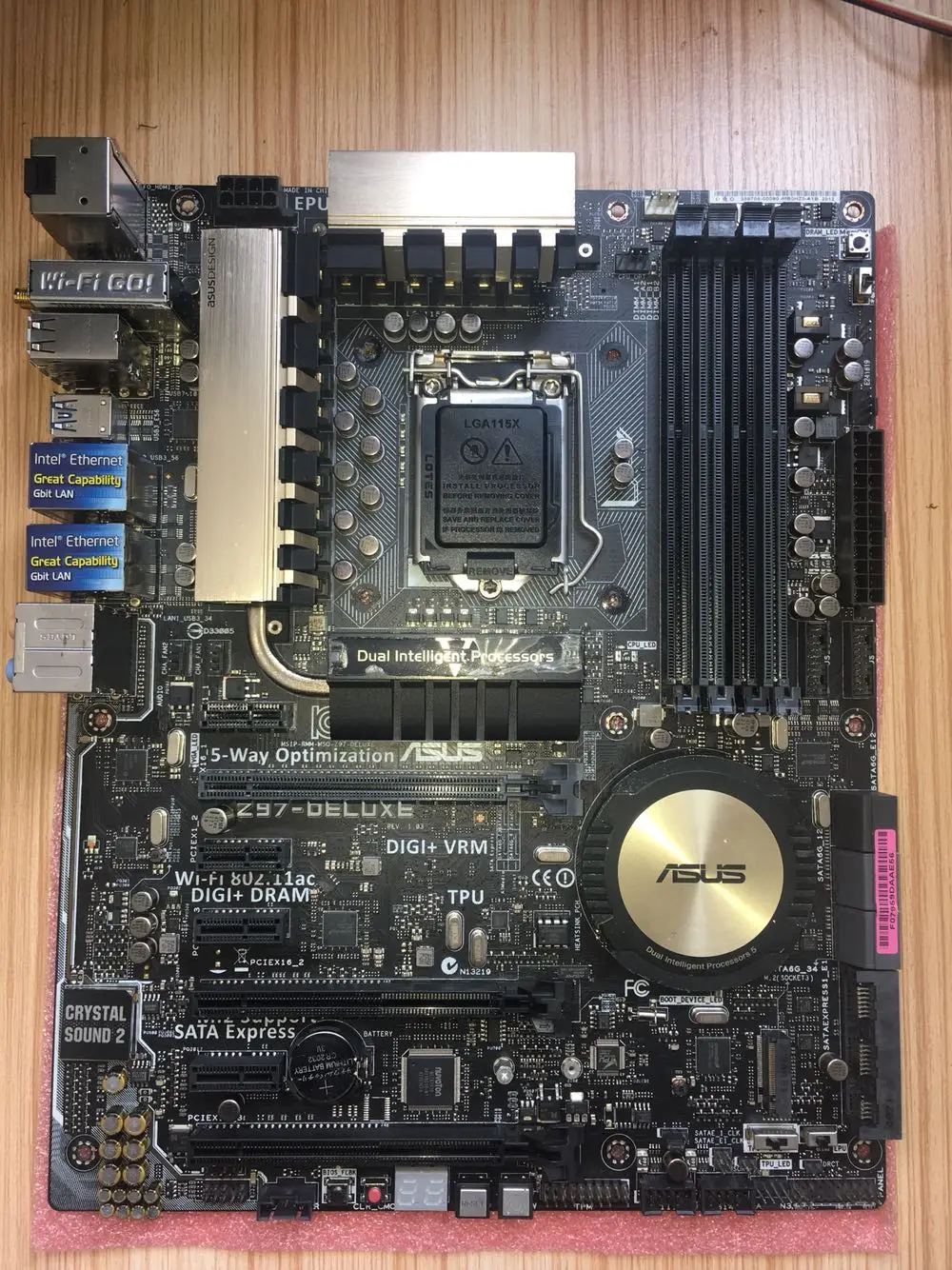 ASUS б/у оригинальная Z97-DELUXE Z97 Роскошная разгонная материнская плата 1150-pin 90% Новинка