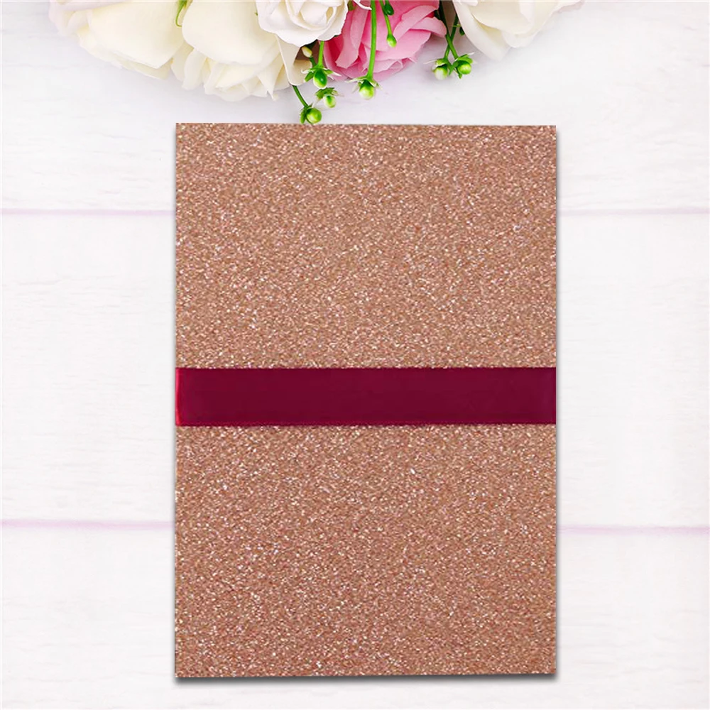 Розовые золотые блестящие свадебные пригласительные открытки с лентой и