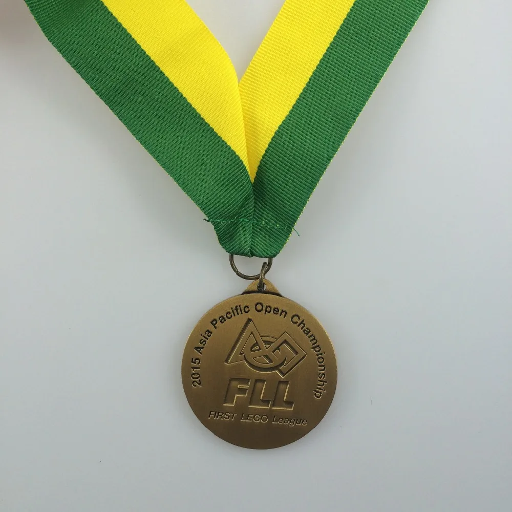 sports medal in gold/silver/bronze plating 2.5 inches diameter attached with stock lanyard --300pcs | Дом и сад