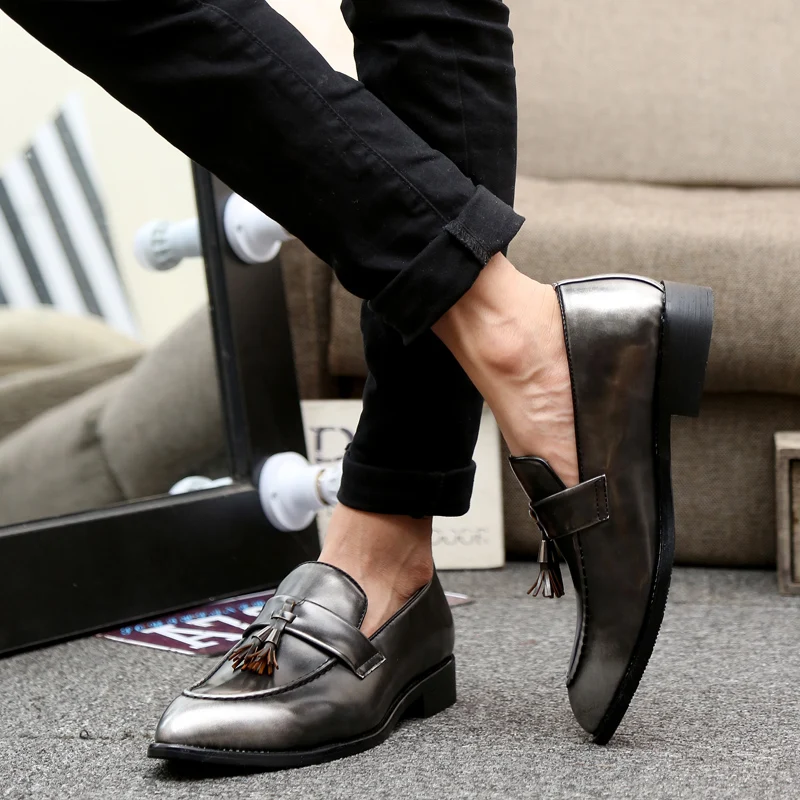 WOLF WHO Classic Men Shoes Breathable Comfortable Men Loafers Luxury Brand Men Dress Shoes For Wedding Dating Men's Flats X-199