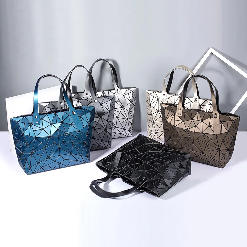 New Fashion Luminous sac Women Bag Diamond Tote Geometric Quilted Shoulder Bags Laser Plain Folding Handbags bolso