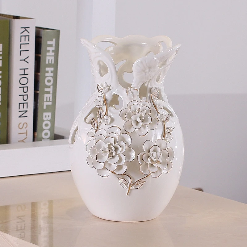 

European Style Hollow Flower Vase Living Room Decorative Ceramic Vase Ornaments Wedding Housewarming Gift Gold Rose Bottle R1939