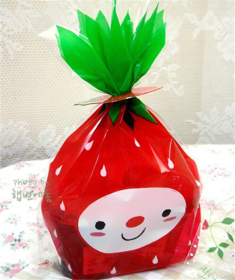 Милая маленькая клубника ежедневная кухонная упаковка для печенья клубники