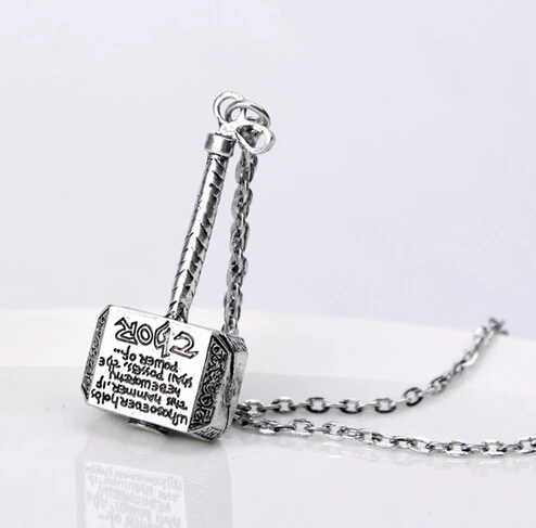 Ожерелье с подвеской в виде супер героев из нержавеющей титановой стали и