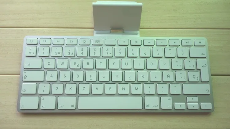 MAORONG торговая испанская клавиатура для Apple кронштейн клавиатуры для iphone 4S для ipad 1 2 3 выделенная док-станция