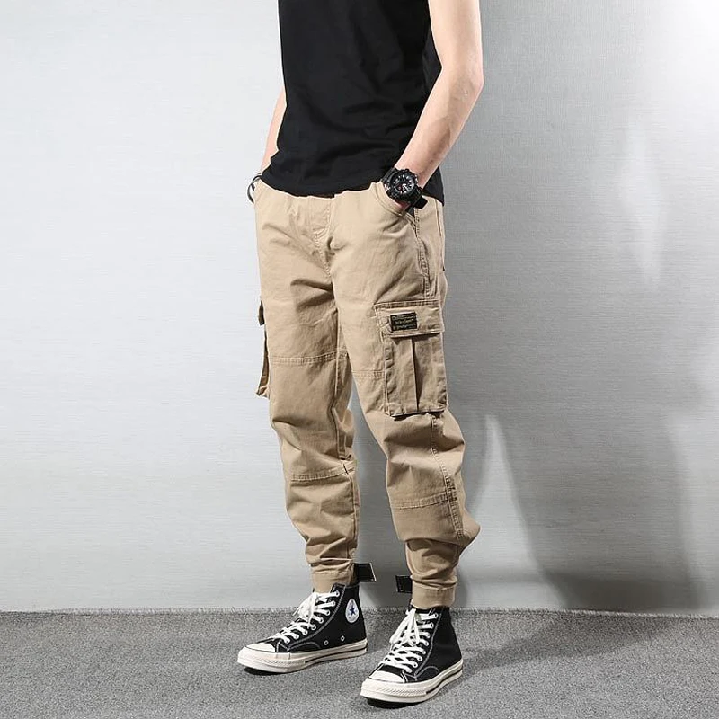 

Japanese Style Fashion Men Jeans Casual Loose Fit Big Pocket Cargo Pants Men Harem Trousers Streetwear Hip Hop Joggers Pants