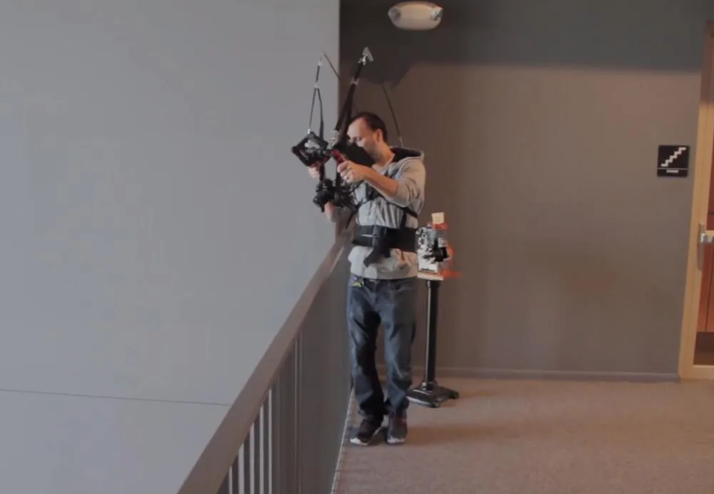Как EASYRIG 4-11 кг видео Serene пояс стабилизатор steadicam жилет Поддержка резервного копирования rig для DJI Ronin 3 оси gimbal filmmaker