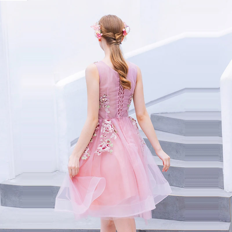 Это Yiiya коктейльное мини-платье кружевные коктейльные платья без рукавов вечерние Женская обувь, Большие размеры Одежда с вышивкой коктейльные платья E610