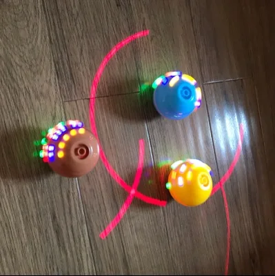 Spinning top toy Gyro colorful music and light Random pattern one pcs for children playing | Игрушки и хобби